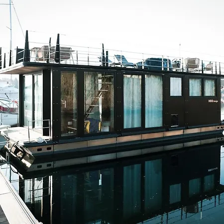 Ботель La Dolce Vita House Boat *